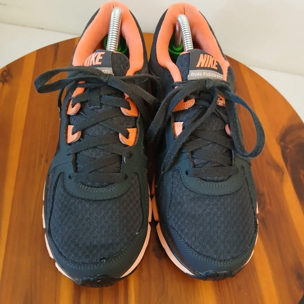 Nike see images